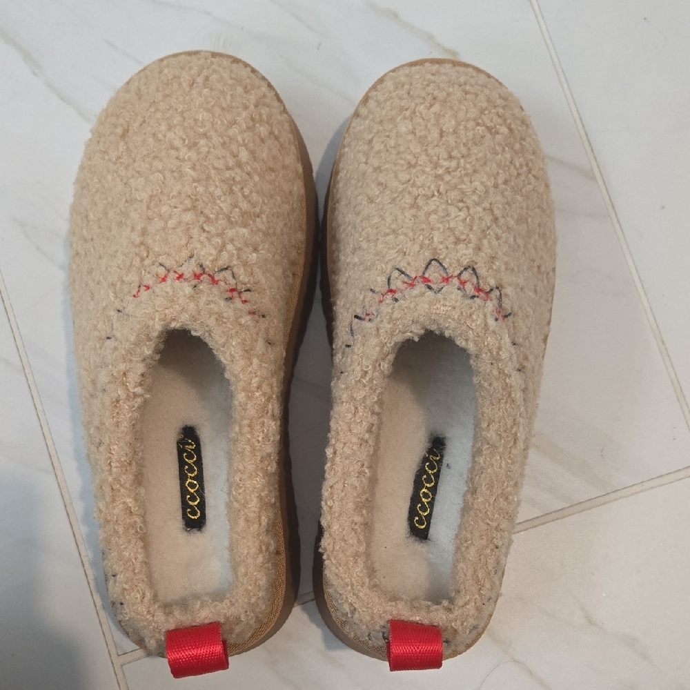 CCOCCI Tan Fuzzy Slip-On Shoes with Red Accents - Picture 2 of 4